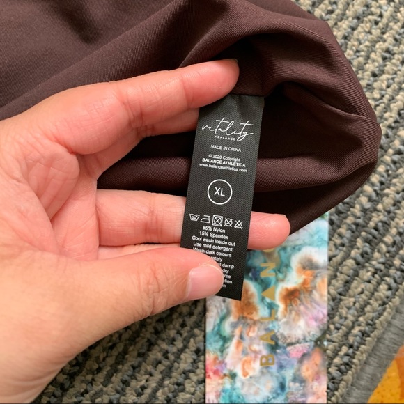 Balance Vitality ‘Allora’ Tank (XL) - obsidian - Picture 5 of 9